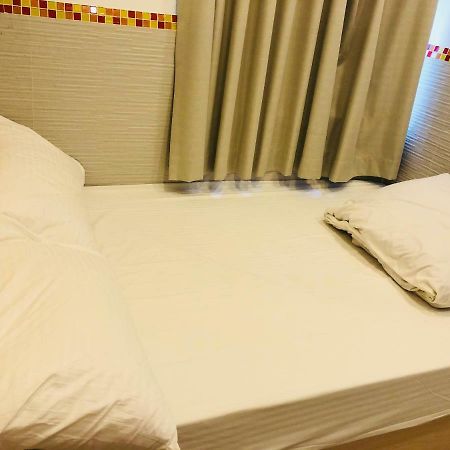 Chung Kiu Come Inn Hong Kong Dış mekan fotoğraf