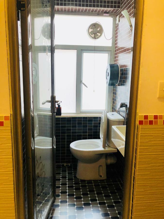 Chung Kiu Come Inn Hong Kong Dış mekan fotoğraf