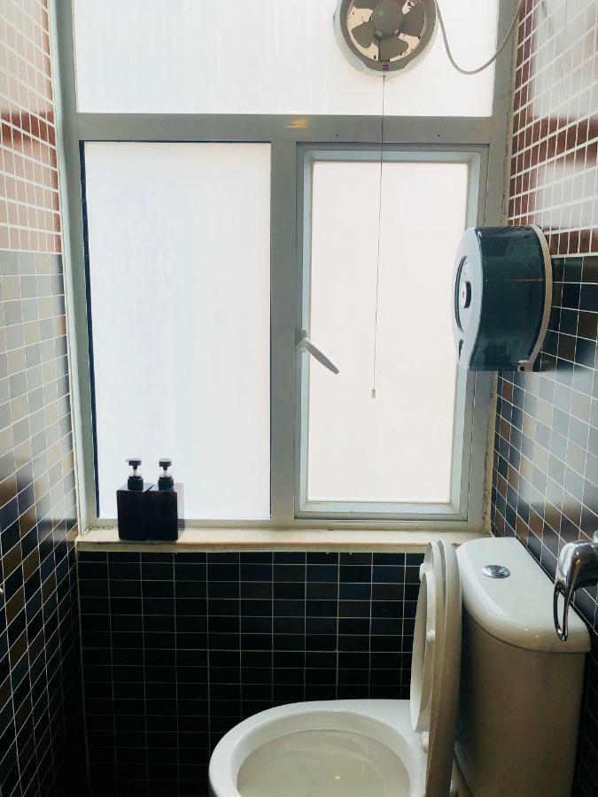 Chung Kiu Come Inn Hong Kong Dış mekan fotoğraf
